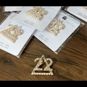 Delta Sigma Theta licensed vendor